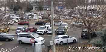 Oderzo/Covid Point preso d'assalto. Gente esasperata in coda. 3/4 ore di attesa – Giornale Nord Est - Giornale Nord Est