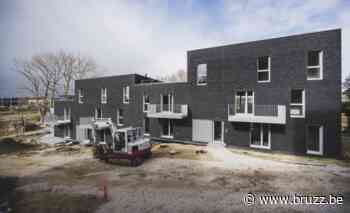 Stad Brussel huldigt 41 passieve woningen in Haren in - BRUZZ