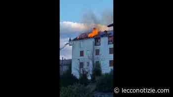 Rogeno. Incendio devasta il tetto di un'abitazione, VVF in posto - Lecco Notizie