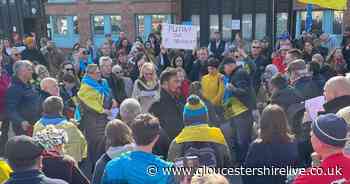 In pictures: Gloucester's Ukraine solidarity demonstration - Gloucestershire Live