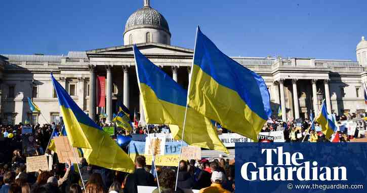 People gather around the world to show solidarity with Ukraine – video
