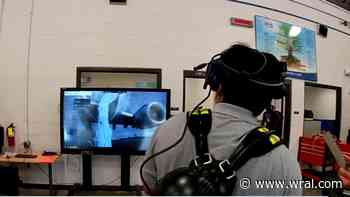 Virtual reality system helps Chapel Hill High School students prepare for a career in firefighting - WRAL News