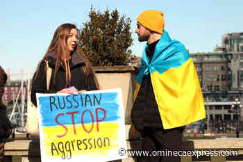 Ukrainian community gathers for anti-war demonstration outside BC Legislature – Vanderhoof Omineca Express - Omineca Express