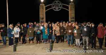 Emotional candlelit vigil for Ukraine held in Cleethorpes - Grimsby Live