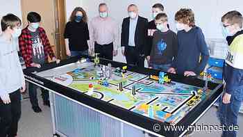 Gymnasium Ebern: "Freundliche Roboter-Giganten" sind die großen Sieger - Main-Post