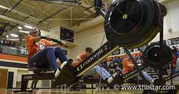 Sarah Scott Middle School gets rowing team | Local News | tribstar.com - Terre Haute Tribune Star