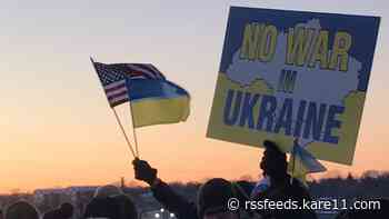 Community gathers in Minneapolis to show support for Ukraine