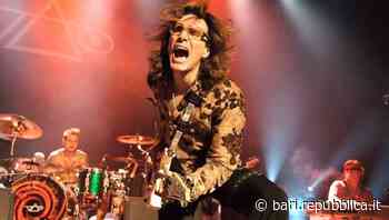 Steve Vai a Bari: al Petruzzelli l'unica tappa nel sud Italia del grande chitarrista - La Repubblica