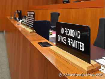 Car crash delays attempted murder trial for woman accused of burning home with her children inside