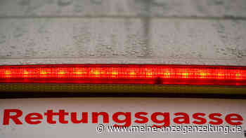 Rettungsgasse im Stau: Autofahrern droht tausende Euro Strafe