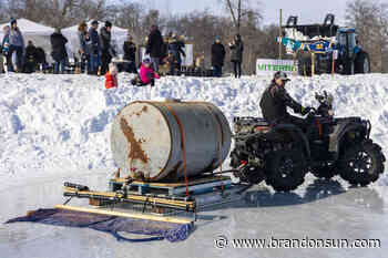 Souris hosts inaugural shinny tourney - Brandon Sun