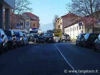Scontro tra due vetture a Cuneo tra via San Giovanni Bosco e via Gobetti - TargatoCn.it