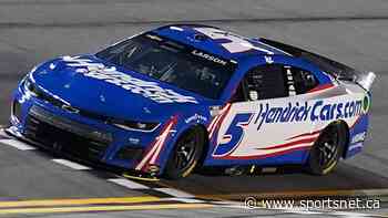 Larson holds off Dillon, Suarez for NASCAR win at Fontana - Sportsnet.ca