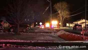 Crews extinguish fire in Greece neighborhood