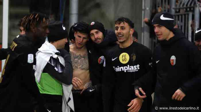 L’Ascoli ribalta il Crotone in cinque minuti - il Resto del Carlino