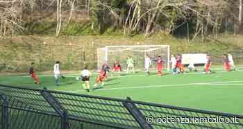 Settima vittoria consecutiva per il Matera Il Moliterno ferma il Melfi - Potenza IamCALCIO
