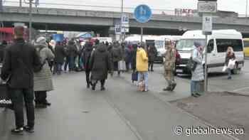 Ukrainians in Saskatoon emotional as Russia begins their invasion on Ukraine - Globalnews.ca