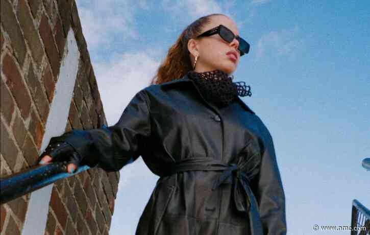 Listen to Nilüfer Yanya’s playful new single ‘The Dealer’