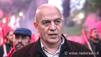 L'intervento di Marco Rizzo in piazza a Roma ▷ "Governo dei peggiori! Dobbiamo evitare una tragedia" - Radio Radio