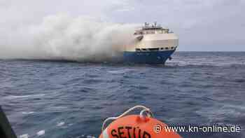 Ausgebrannter Frachter mit 4000 VW-Luxusautos im Atlantik gesunken