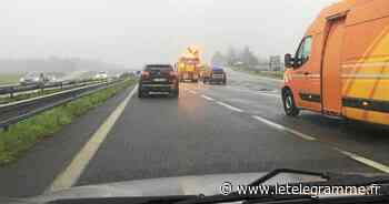 Un accident entre trois voitures provoque de gros bouchons près de Lorient - Le Télégramme