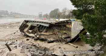Abandoned Durandal boat in Truro 'is a danger to river users' - Cornwall Live