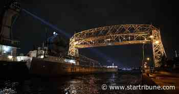 After outcry, Duluth reverses course and will light Aerial Lift Bridge in support of Ukraine