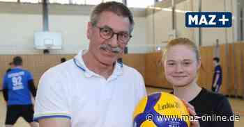 Volleyball, Tennis oder Sportunterricht: Holger Ribbentrop ist immer zur Stelle, wenn er gebraucht wird - Märkische Allgemeine Zeitung