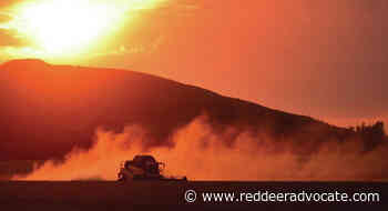 Fertilizer stocks soar over Ukraine worries - Red Deer Advocate