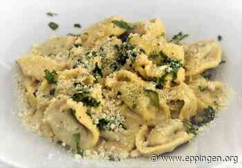 Schlutzkrapfen mit Spinatfüllung - Eppingen.org