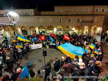Il popolo della pace di Fermo al fianco degli ucraini. "Noi non ci arrendiamo, piuttosto arriviamo a Mosca" (videointervista) - Laprovinciadifermo.com