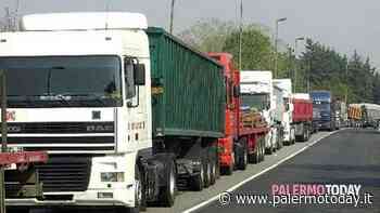 Il fermo dei tir manda in crisi le aziende agricole, appello della Regione: "Sospendete i blocchi" - PalermoToday