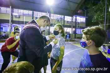 Docente da região de Birigui é homenageada com medalha MMDC Caetano de Campos - educacao.sp.gov.br