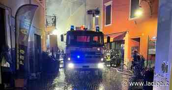 Temporali nella notte: serie di incendi in centro ad Arco, distrutto un appartamento - l'Adige