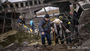 UN votes overwhelmingly to demand Russia withdraw from Ukraine as refugee crisis unfolds