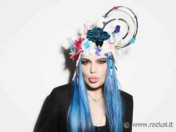 Loredana Berté torna sul palco e si conferma un’opera d’arte - Rockol.it