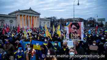 Zehntausende bei Demo in München gegen Angriff auf Ukraine
