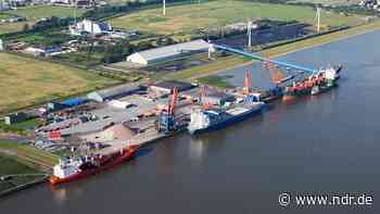 Ministerpräsident Günther: Bau von LNG-Terminal muss beschleunigt werden - NDR.de