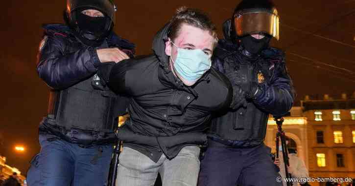 Bürgerrechtler: 700 Festnahmen bei Demos in Russland