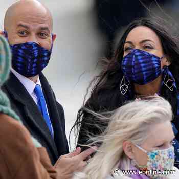 Rosario Dawson and Cory Booker Break Up After More Than 2 Years Together - E! NEWS