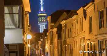 Tv-toren verschiet van kleur: blauw en geel om Oekraïne te steunen - PZC