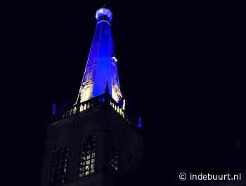 De Catharinakerk in Doetinchem kleurde blauw met geel voor Oekraïne en zo zag dat eruit - indebuurt Doetinchem - indebuurt