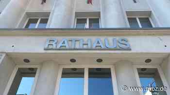Job Stadtverwaltung: Wer wird Bürgermeister in Rathenow? Bewerbung noch möglich - Märkische Onlinezeitung