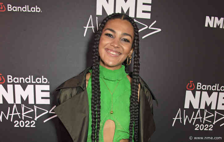 Olivia Dean teases debut album at BandLab NME Awards 2022: “I’m trying to draw on my heritage”