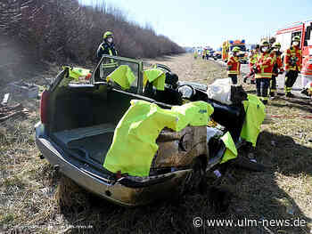 Zwei Schwerverletzte nach Überschlag - Kilometerlanger Stau auf A 8