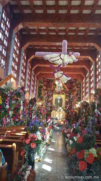 Floricultores de Tenancingo donan parte de su cultivo al Señor de la Misericordia - 8 Columnas - 8 Columnas