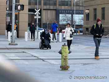 COVID-19 Update: Alberta reports 27 deaths over two days | Health minister promises more ICU capacity - Calgary Herald