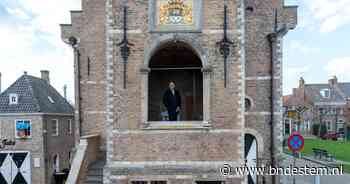 Willemstad toespreken? Dat kan weer vanaf het Oude Raadhuis: 'Zo halen we traditie terug' - BN DeStem