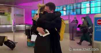 See Dancer Maksim Chmerkovskiy Arrive Home in US After Escaping Ukraine     - CNET