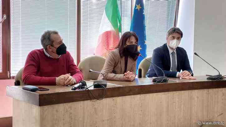 Al comune di Crotone nasce gruppo consiliare 'de Magistris presidente' - Dire